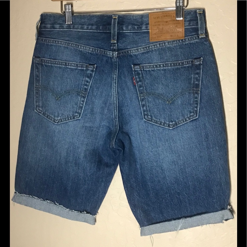 LEVI’S 511 Slim Fit Hendersonville Distressed Jean - Picture 9 of 11